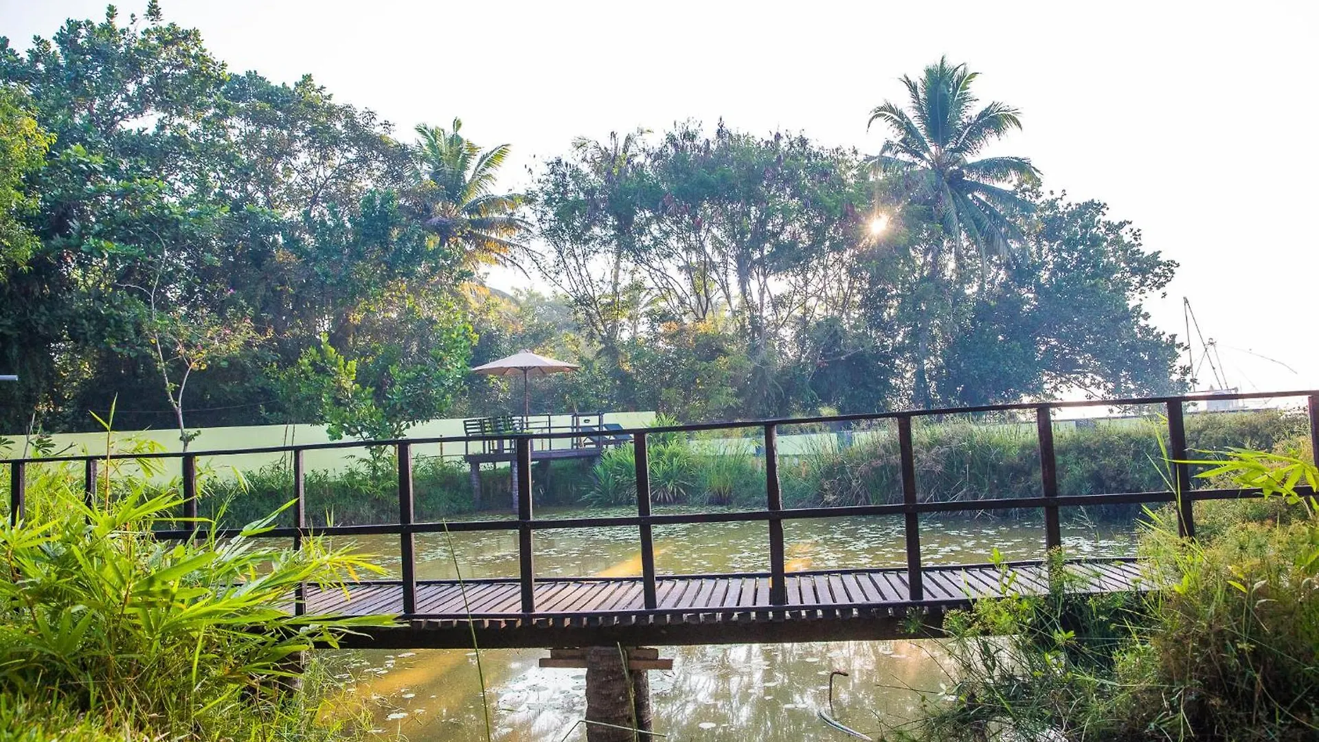 הוילה Alappuzha Hibiscus Earth - A Cgh Earth Saha Experience